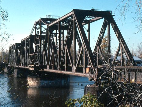 MCRR Saginaw River Bridge 1983 [Jim Slater]